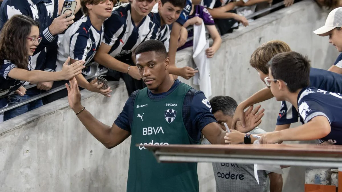 Anthony Martial force pour revenir en Ligue 1 