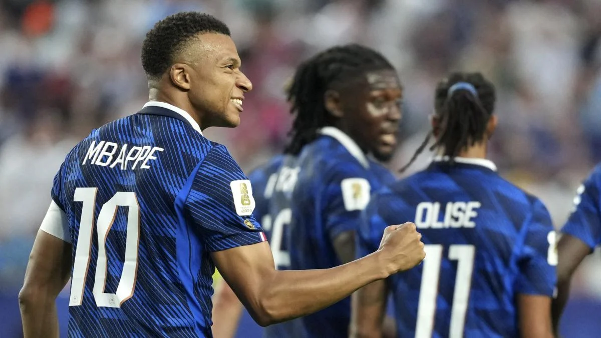 Équipe de France : Kylian Mbappé est inarrêtable !