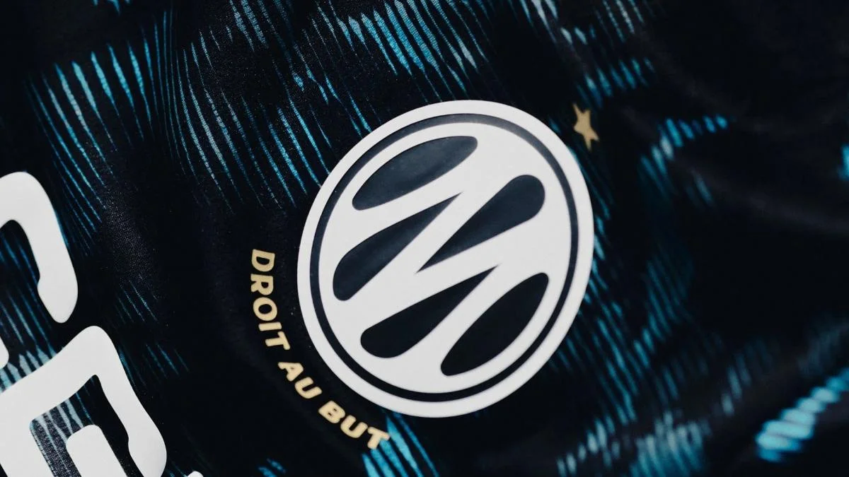 L’OM dévoile son nouveau maillot extérieur 26-27