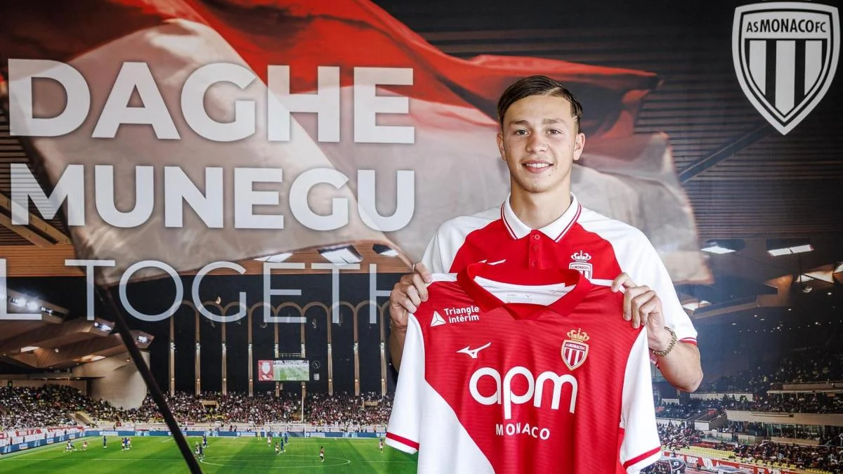 Manchester City prête Mathys Detourbet à Monaco