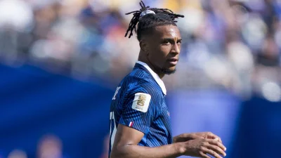 Barcola sur Olise : «il est dans son monde»