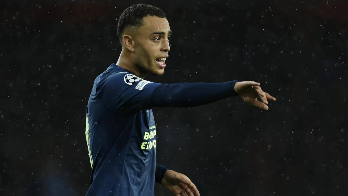 Le transfert de Dest pourrait rapporter gros au FC Barcelone