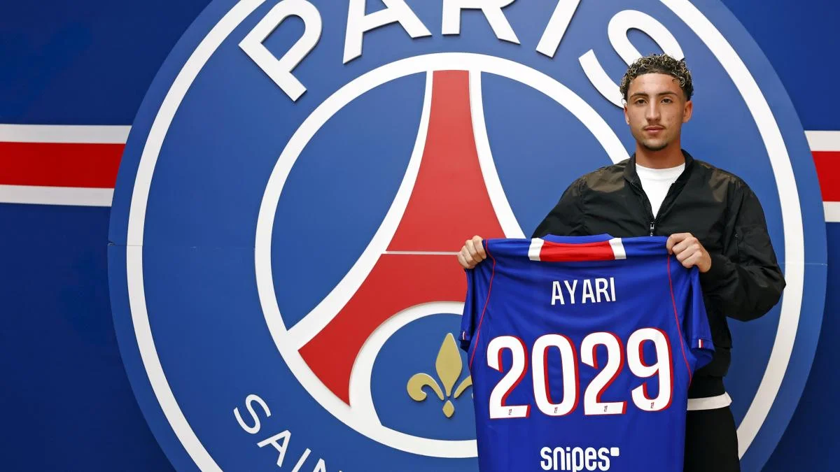 PSG : Adam Ayari signe son premier contrat professionnel