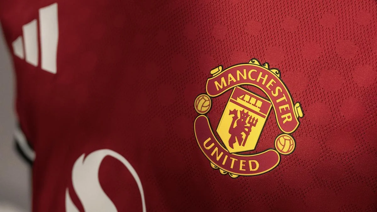 JT Foot Mercato : Manchester United accélère sur le mercato