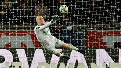 Paul Bernardoni rejoint un club surprenant !