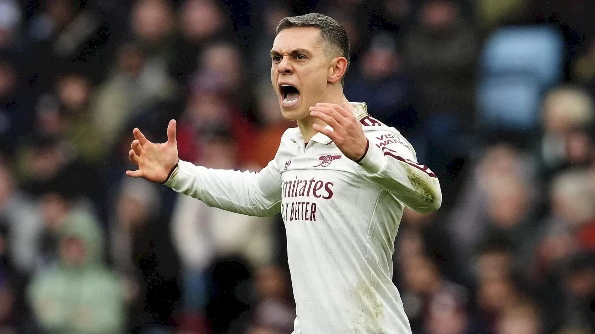 Arsenal annonce un accord avec Besiktas pour Leandro Trossard