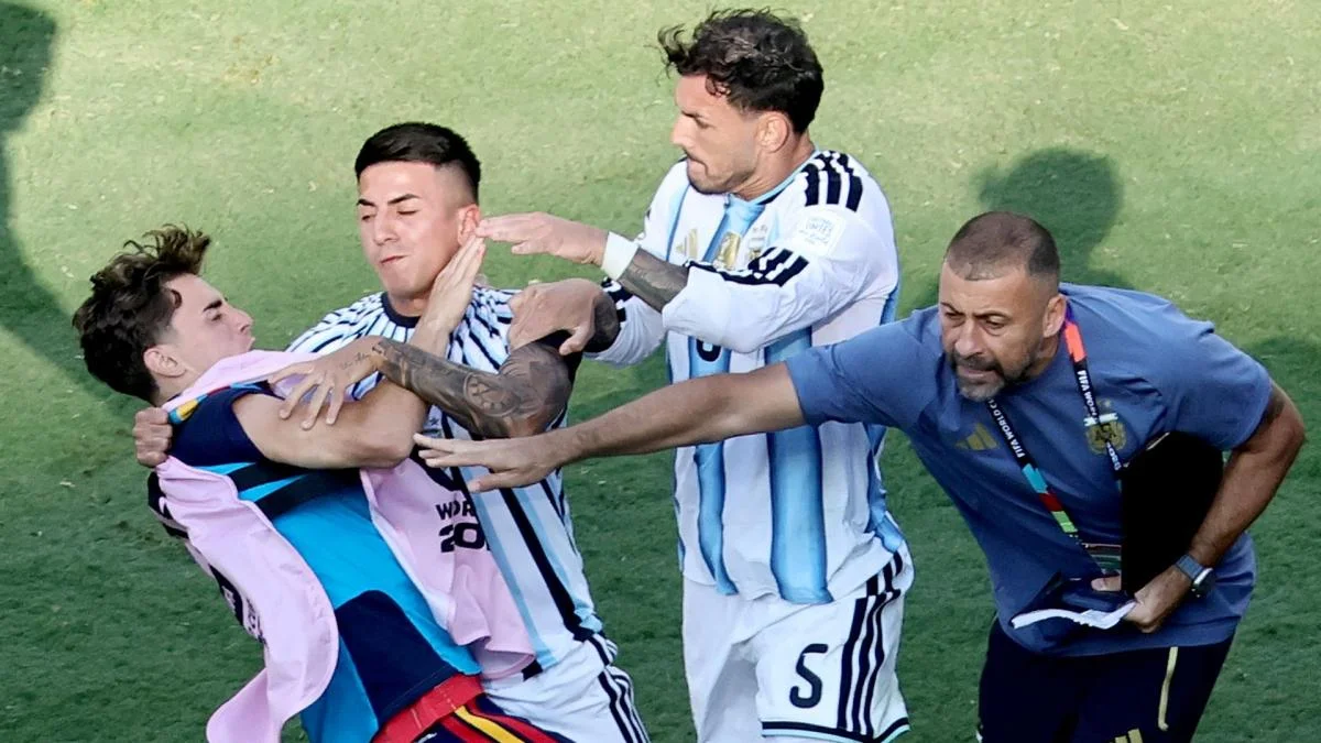«Voyous», «honte du football» : Leandro Paredes et l’Argentine écœurent tout le monde !