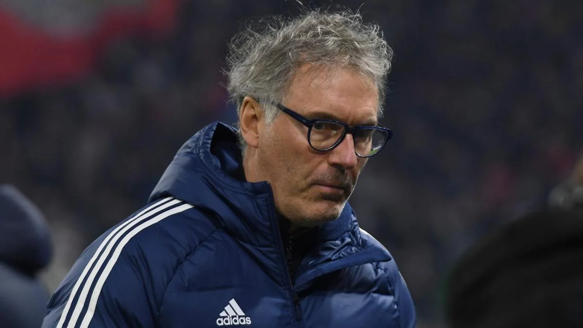  Équipe de France : Laurent Blanc monte au créneau pour Zinédine Zidane