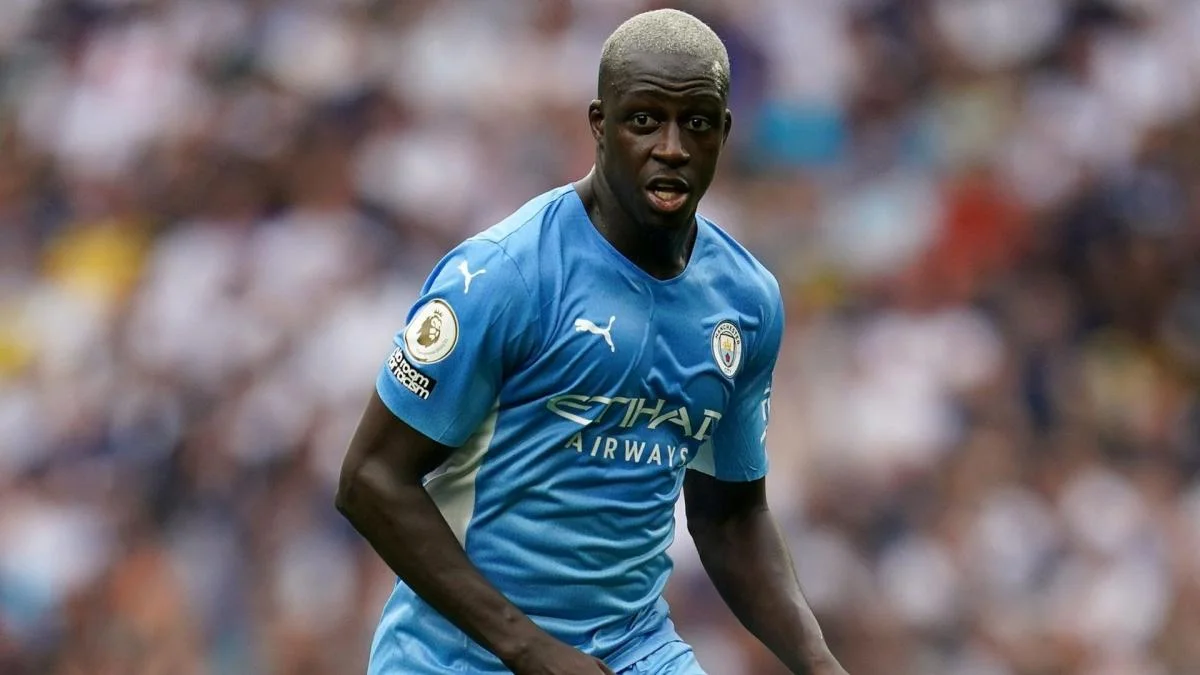 Benjamin Mendy répond aux critiques après la vente de son trophée de champion du monde