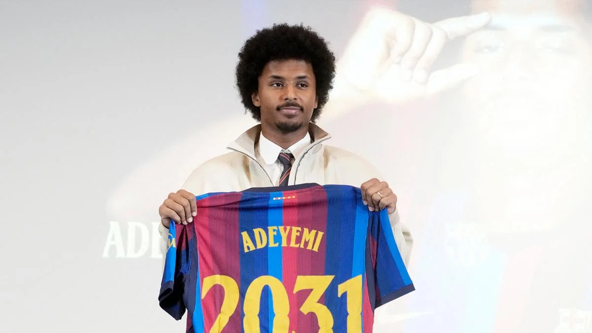 Barça : Hansi Flick recadre déjà Karim Adeyemi