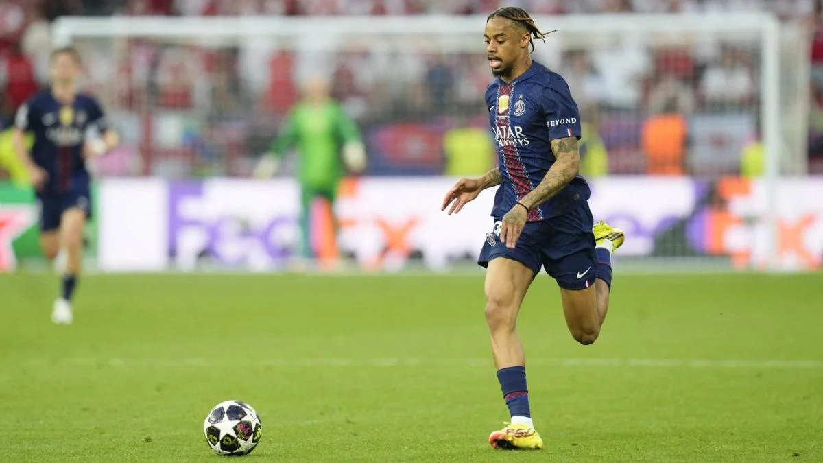 PSG : Liverpool dégaine une première offre à plus de 100 M€ pour Bradley Barcola