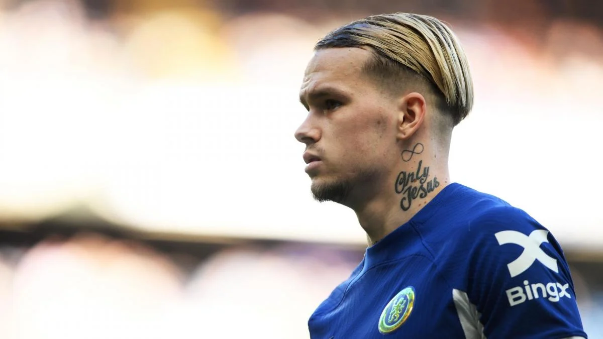 Chelsea penche pour Strasbourg pour Mudryk