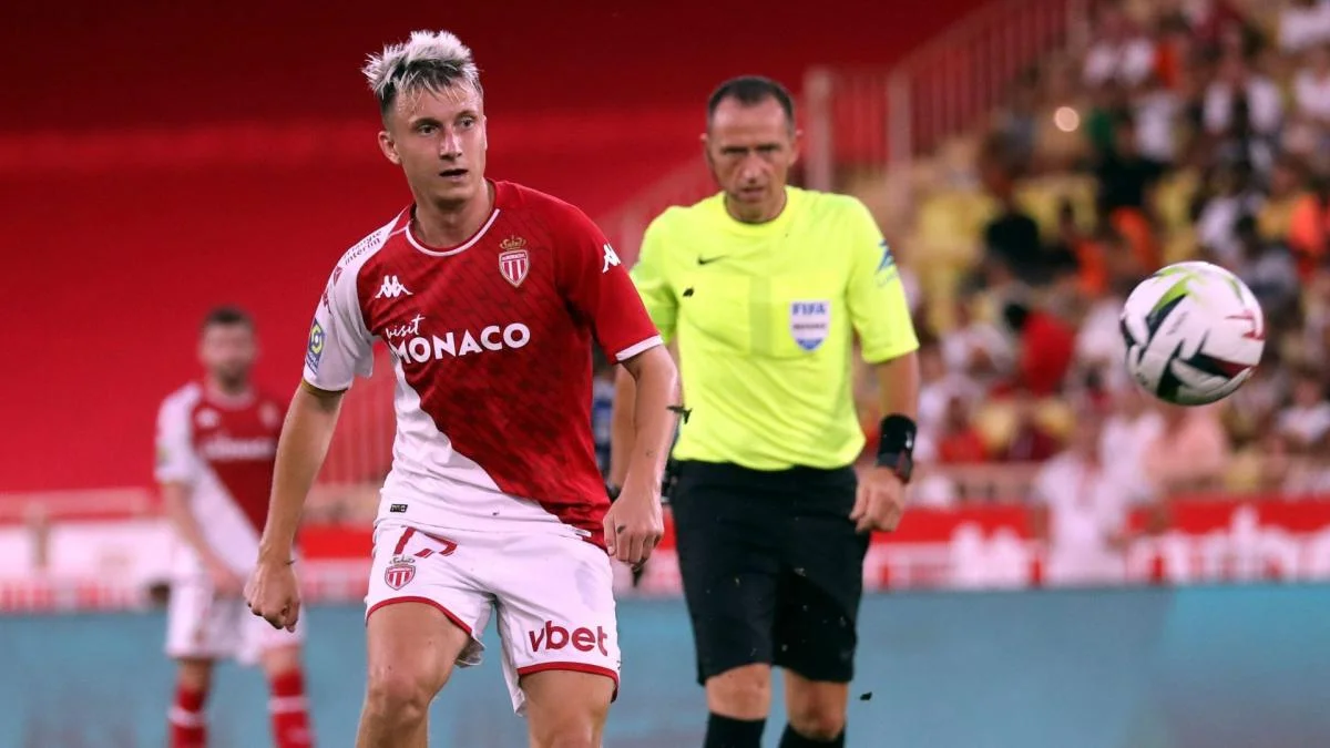 Monaco : l’agent de Golovin confirme des discussions pour son avenir