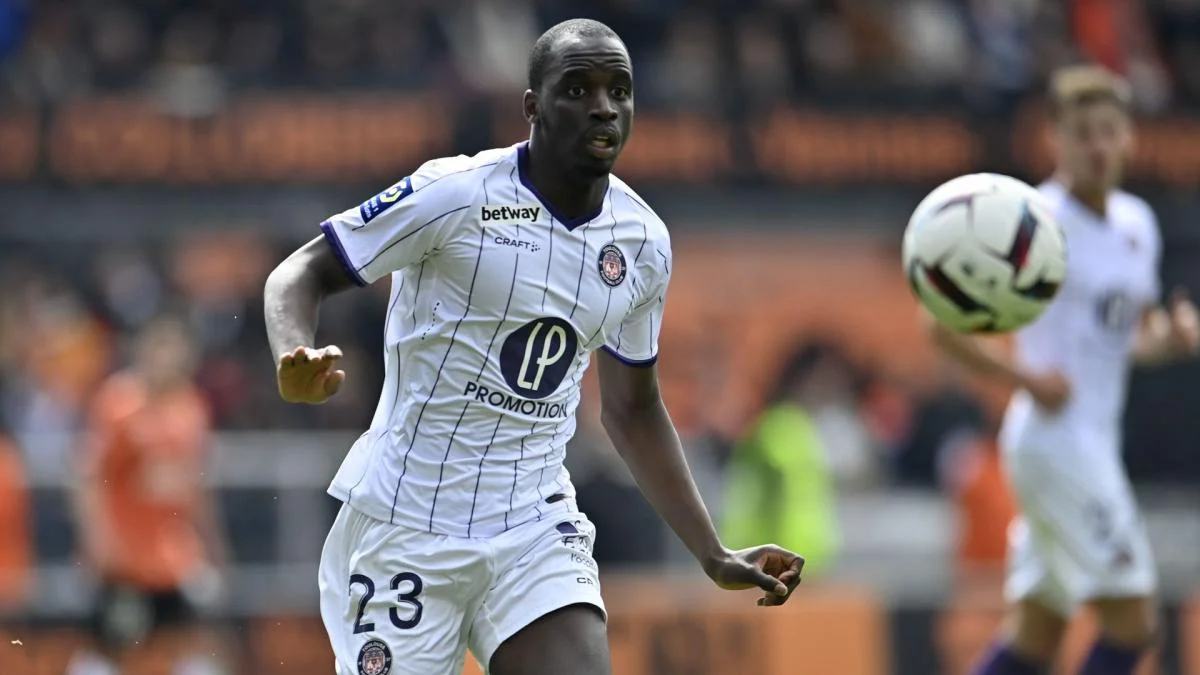 Brest tente le coup Moussa Diarra