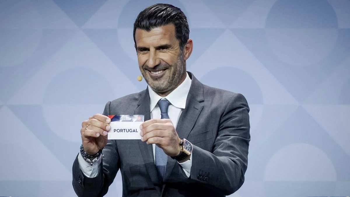 FIFA : Luis Figo réclame la démission de Gianni Infantino
