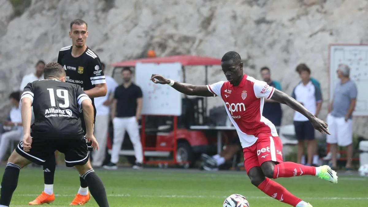Pape Cabral prolonge à Monaco