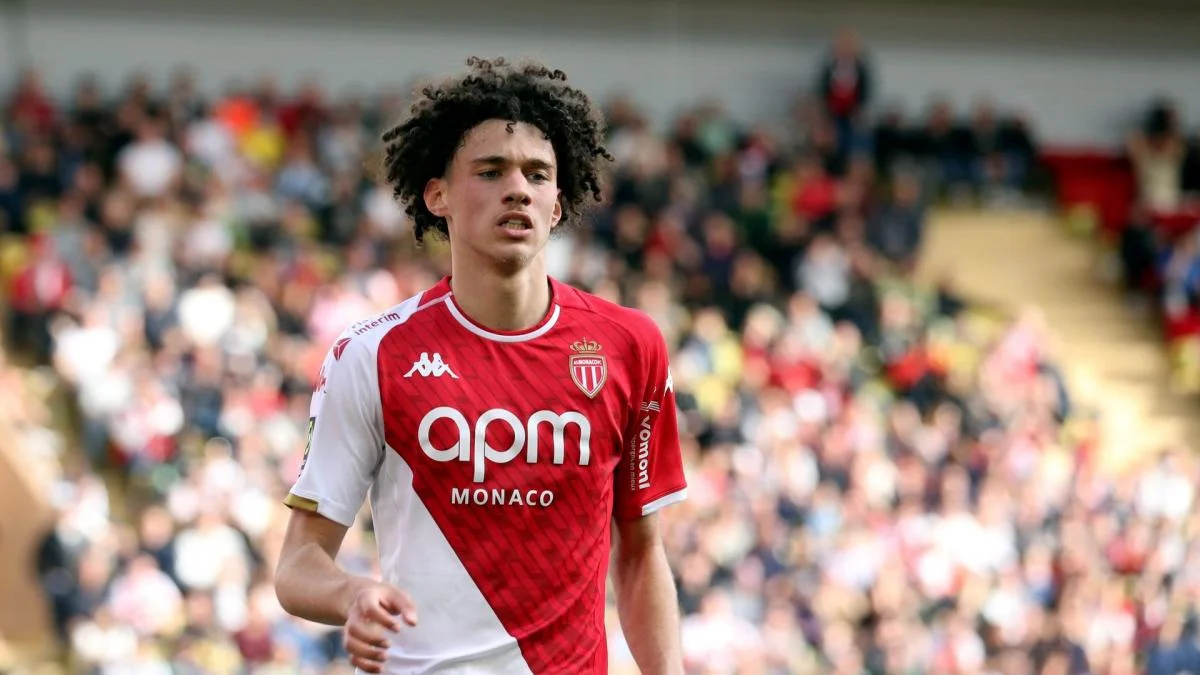 Maghnes Akliouche quitte l’AS Monaco et signe au PSG !