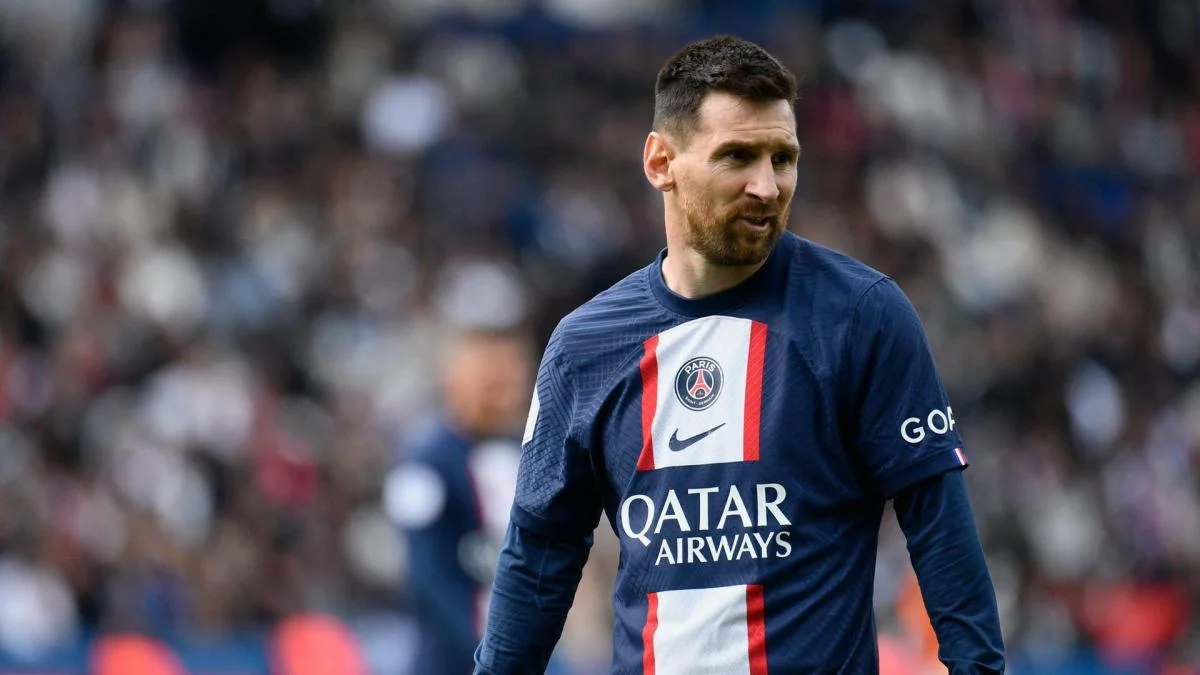 Le PSG rend hommage au père de Lionel Messi