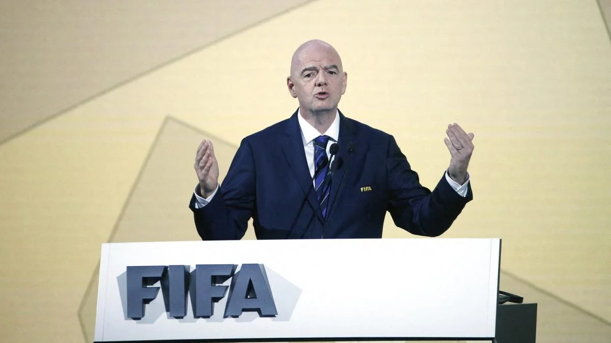 Gianni Infantino et la FIFA contre-attaquent face aux critiques