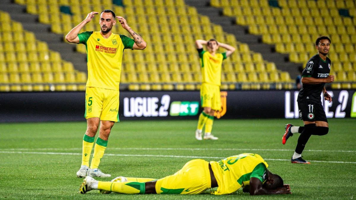 Ligue 2 : c’est déjà très tendu au FC Nantes !