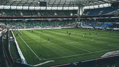 Russie : l’incroyable touche acrobatique de Nader Mohammadi devient une passe décisive