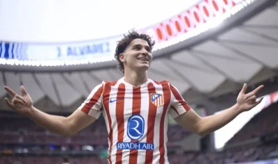 PSG : Coup de théâtre pour le transfert de Julian Alvarez !