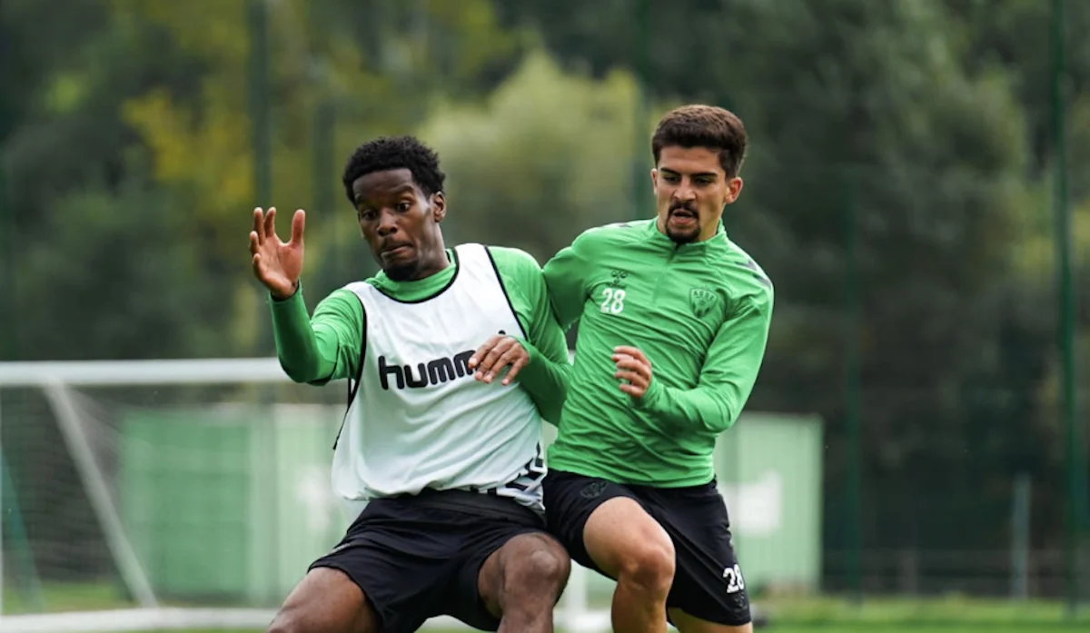 Mercato ASSE : Un changement radical pour Pierre Ekwah ?