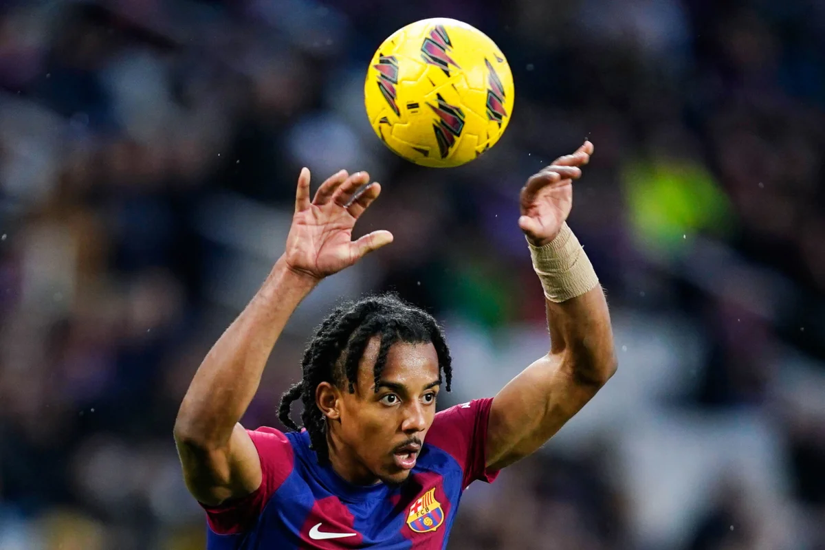 Mercato PSG : Jules Koundé, l’autre gros coup de Campos ?