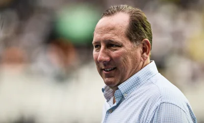 Mercato concurrents OM : recrue fantôme, dette colossale… la folie financière de John Textor à l’OL !