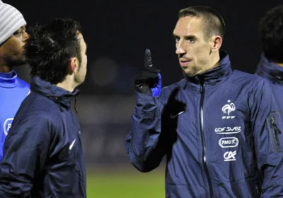Ex OM : Franck Ribéry réagit aux révélations du documentaire sur Affaire de Knysna et répond à Raymond Domenech