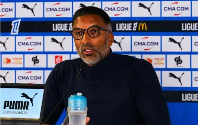 Mercato OM : Habib Beye entretient le flou sur son avenir après la qualification en Europa League