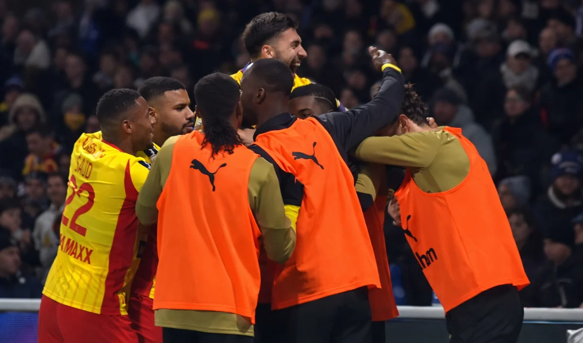 Mercato concurrents OM : Un taulier de défense du RC Lens a plusieurs options…