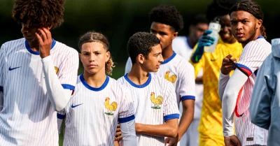 À 17 ans, il dit non aux Bleuets et file en Algérie
