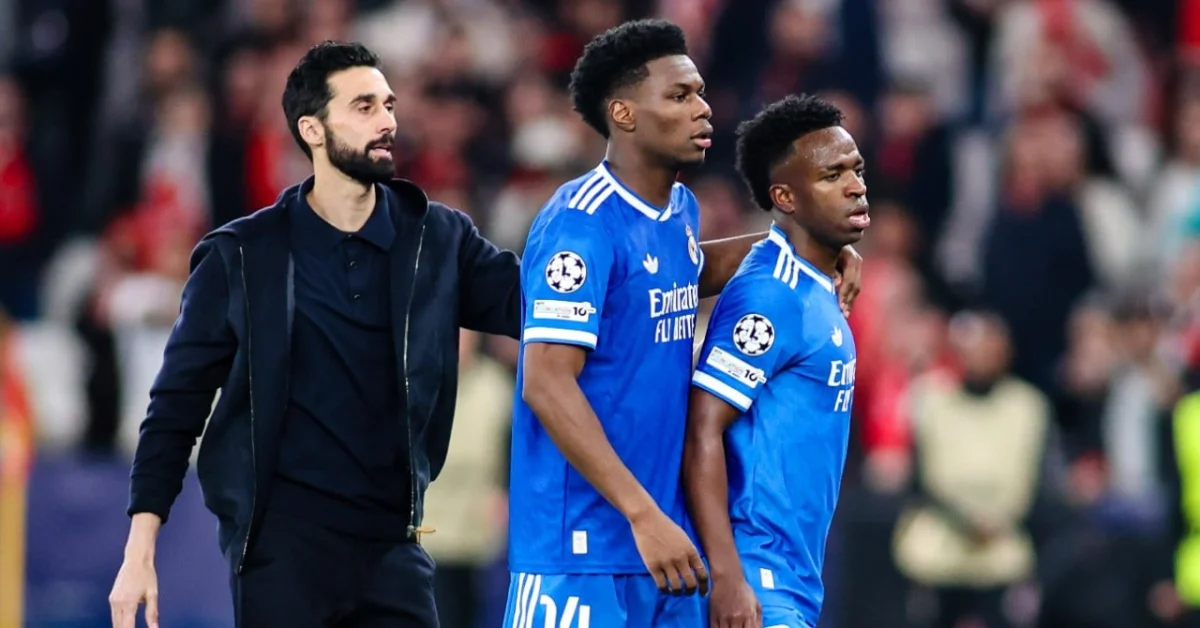 Insolite : les supporters du Barça ont caillassé le car de leur équipe par erreur (Vidéo)