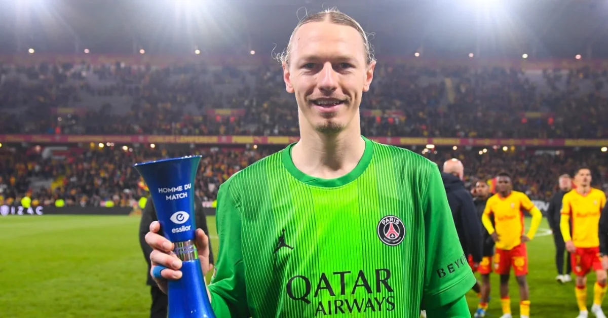 PSG : La déclaration puissante de Safonov avant la finale !