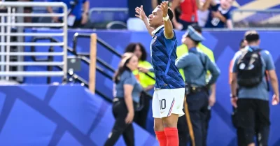 VIDÉO – Le magnifique but de Mbappé qui achève le Sénégal