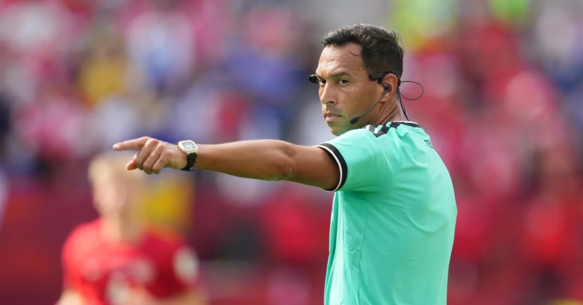 France-Maroc : l’arbitre déjà sous pression