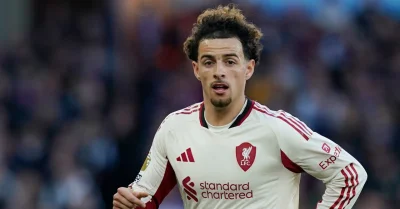 Curtis Jones, Liverpool reste inflexible