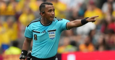 France-Espagne : l’arbitre dépassé, la sanction tombe