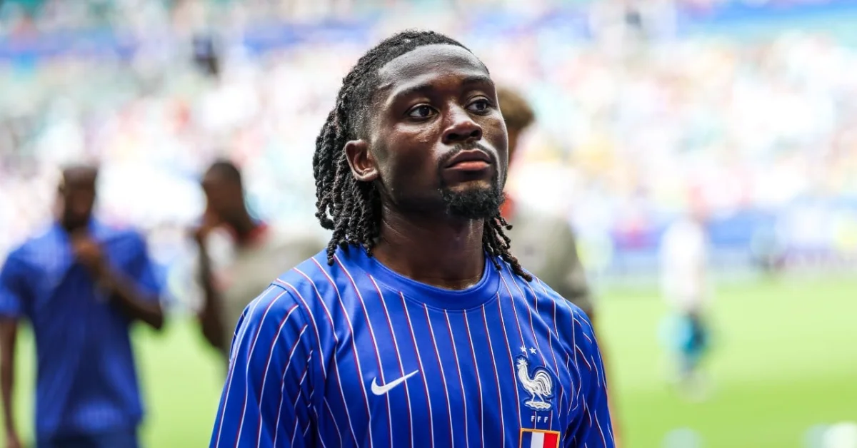 Manu Koné et Man United, le suspense reste entier