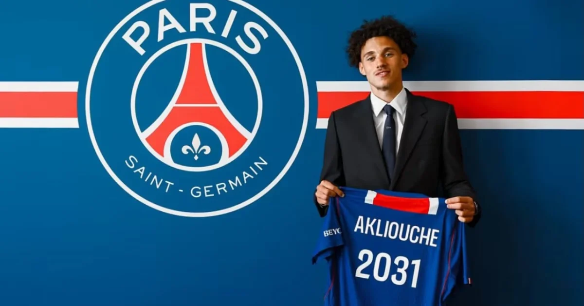Akliouche n’a pas le temps : le PSG accélère son intégration !