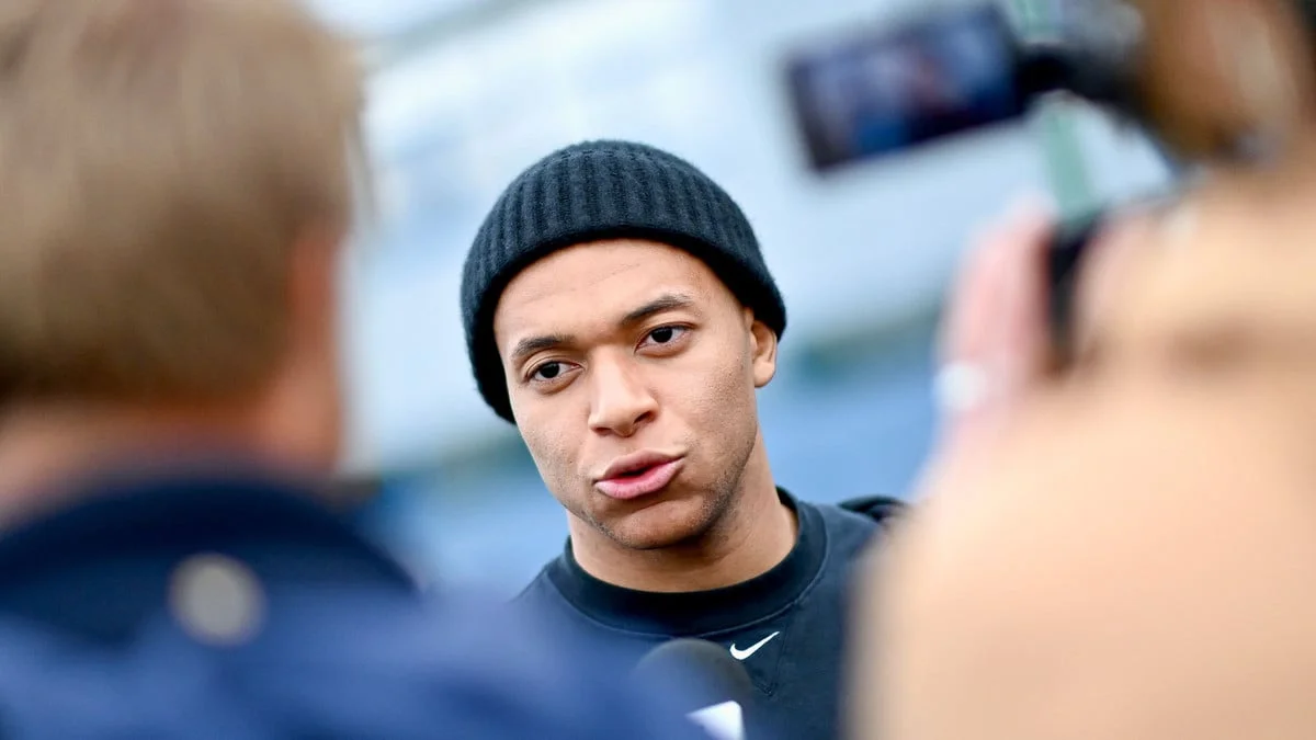 Annoncé à l’OM, il intéresse fortement le clan Mbappé !