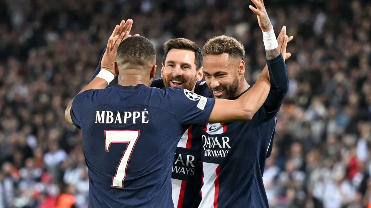 «C’est du même niveau que Mbappé et Messi» : La grosse sortie d'un ancien du PSG sur Neymar !
