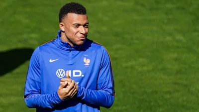 Kylian Mbappé écarté de l’équipe de France ? «Un manque de respect tellement ridicule», le coup de gueule de Pierre Ménès !