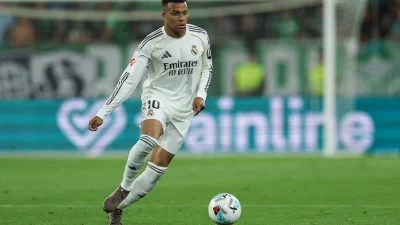 Mercato - Real Madrid : Un ancien entraineur du PSG va retrouver Kylian Mbappé ? 