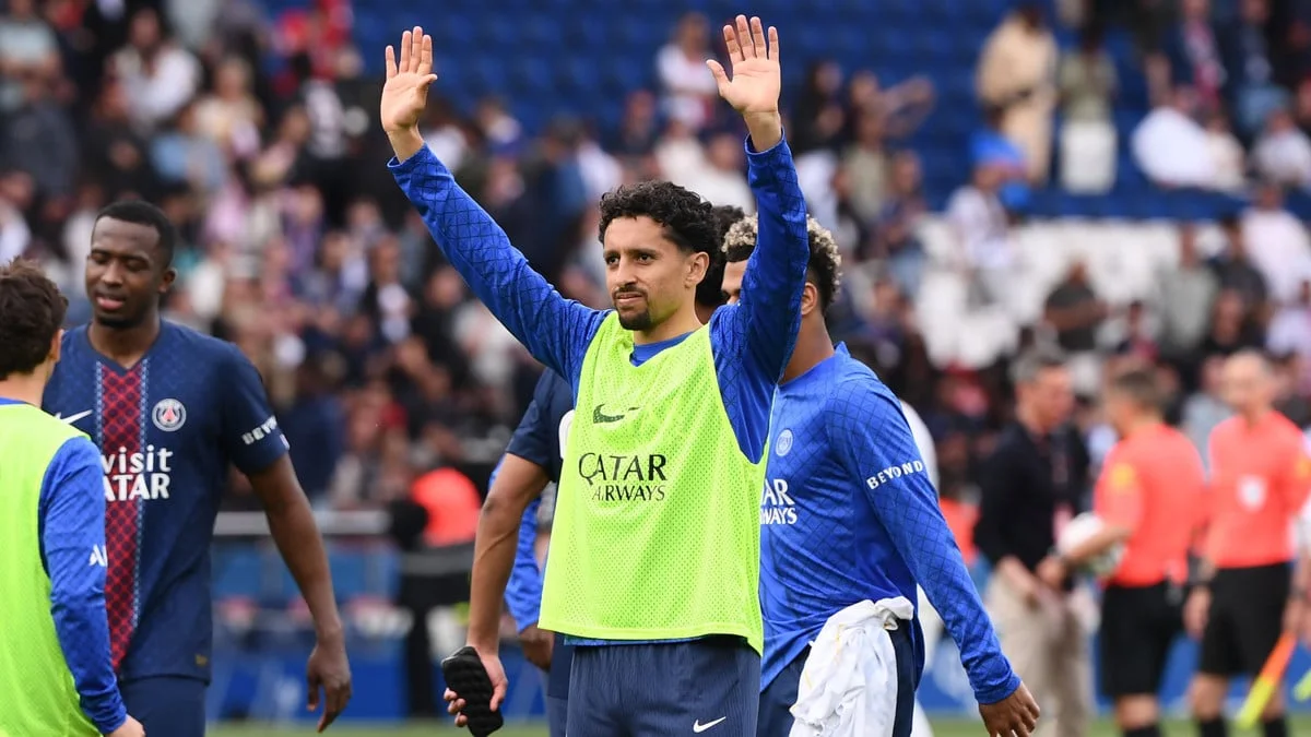 «Mais tu fais quoi ?» : Le jour où Marquinhos a fait craquer Laurent Blanc au PSG, le coupable s'est enfin dénoncé !  