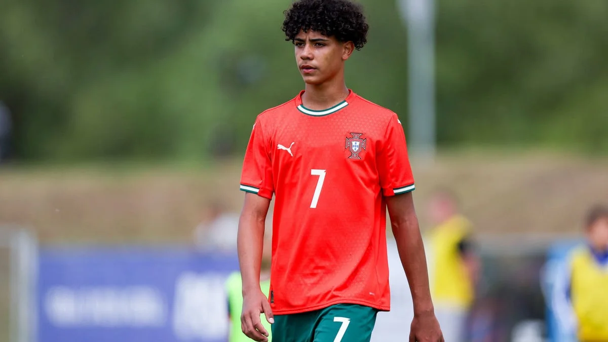 PSG - Real Madrid : Cristiano Ronaldo Jr, un transfert pour couper le cordon avec son père ?