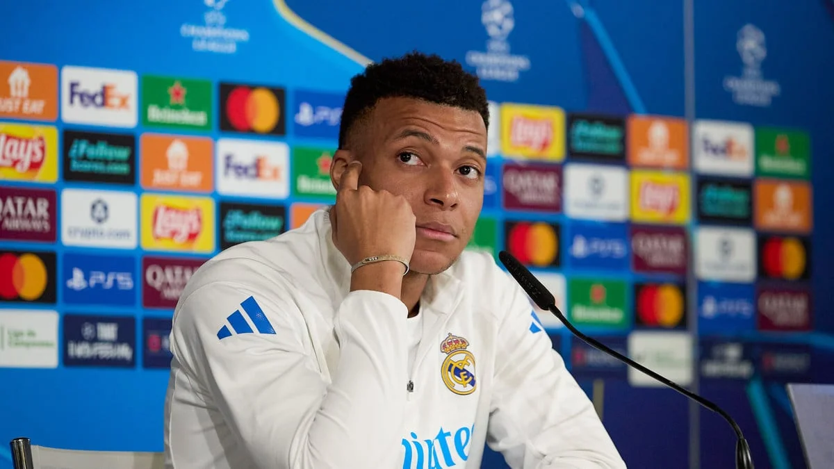 Kylian Mbappé : Des supporters du Real Madrid signent une pétition pour le mettre à la porte, Booba règle ses comptes sur Instagram !