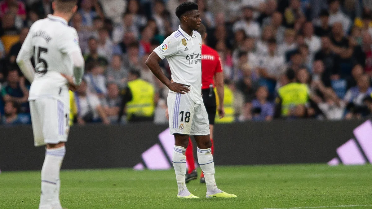 Tchouaméni et Valverde en viennent aux mains : Le Real Madrid reçoit un avertissement sur RMC !