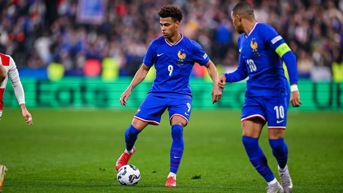 PSG - Désiré Doué bientôt comme Kylian Mbappé : Daniel Riolo dénonce une «connerie» dans l’After Foot !